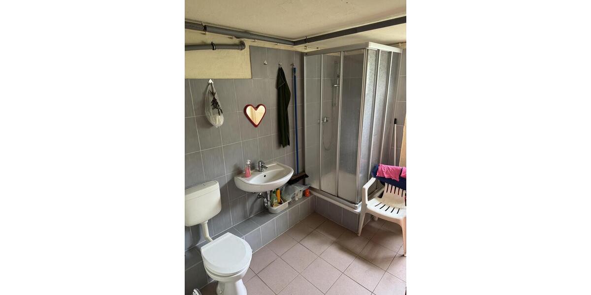 Einfamilienhaus mit großem Grundstück und Doppelgarage in ruhiger Lage! - Einfamilienhaus Hainichen | Angebot:27085381