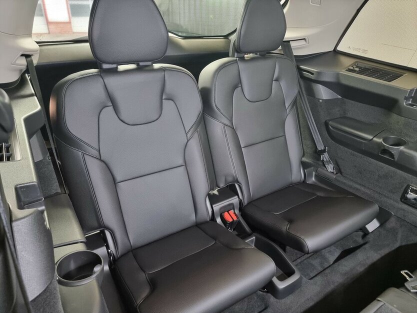 Volvo XC90 ThorsHammer Leder-Sport Memory APP AHK 7-Si 75.900 km 41.900 € Garrel 49681