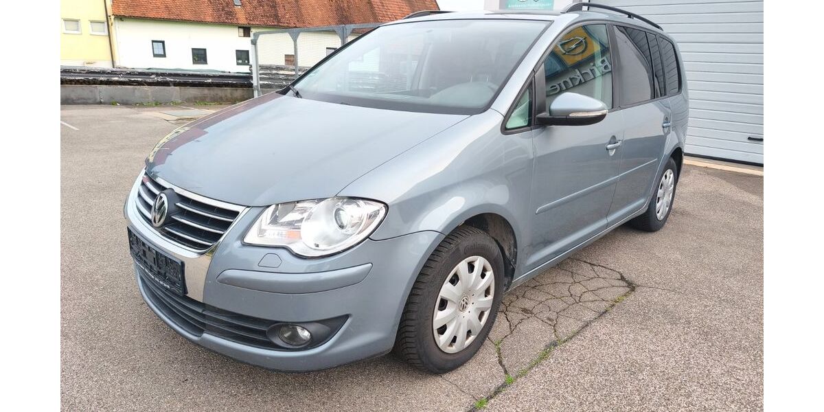 VW Touran 287.000 km 2.490 &euro; Jettingen-Scheppach 89343