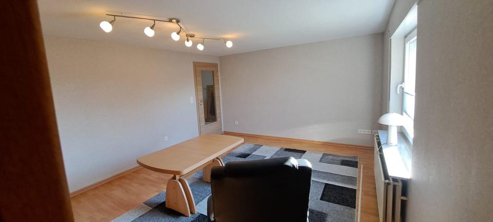 Dachgeschoßwohnung Westerholt - 2 Zimmer, 70 m&sup2;, 600&euro; | Angebot:25932088