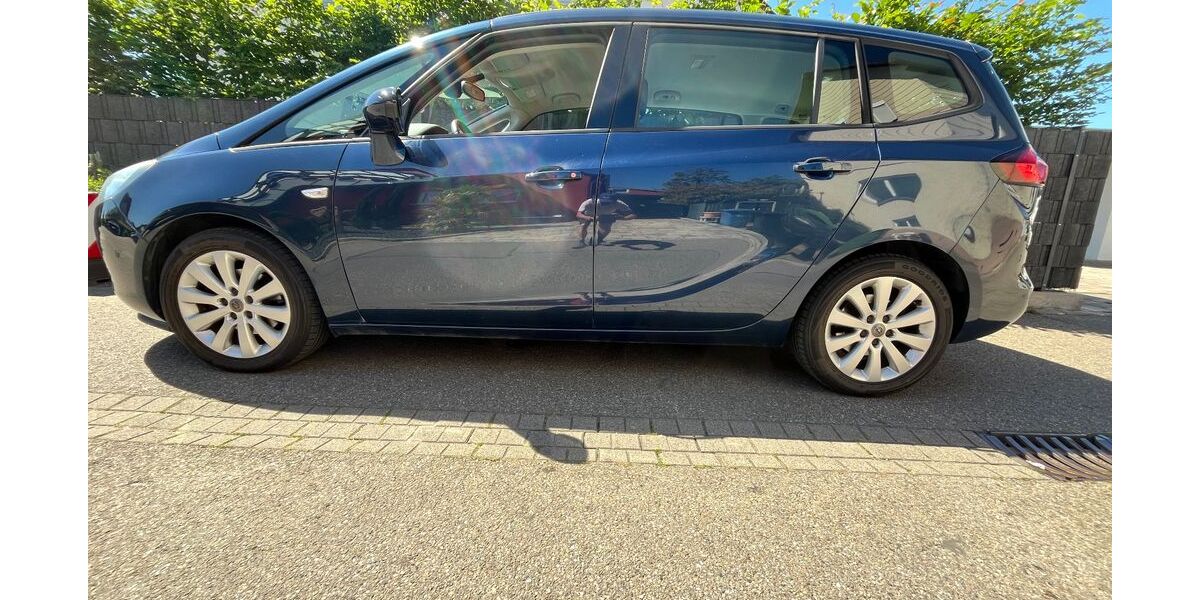 Opel Zafira 112.000 km 8.999 &euro; Stutensee 76297