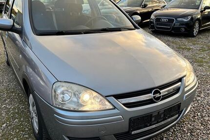 Opel Corsa 111.000 km 2.850 € Kiel 24145