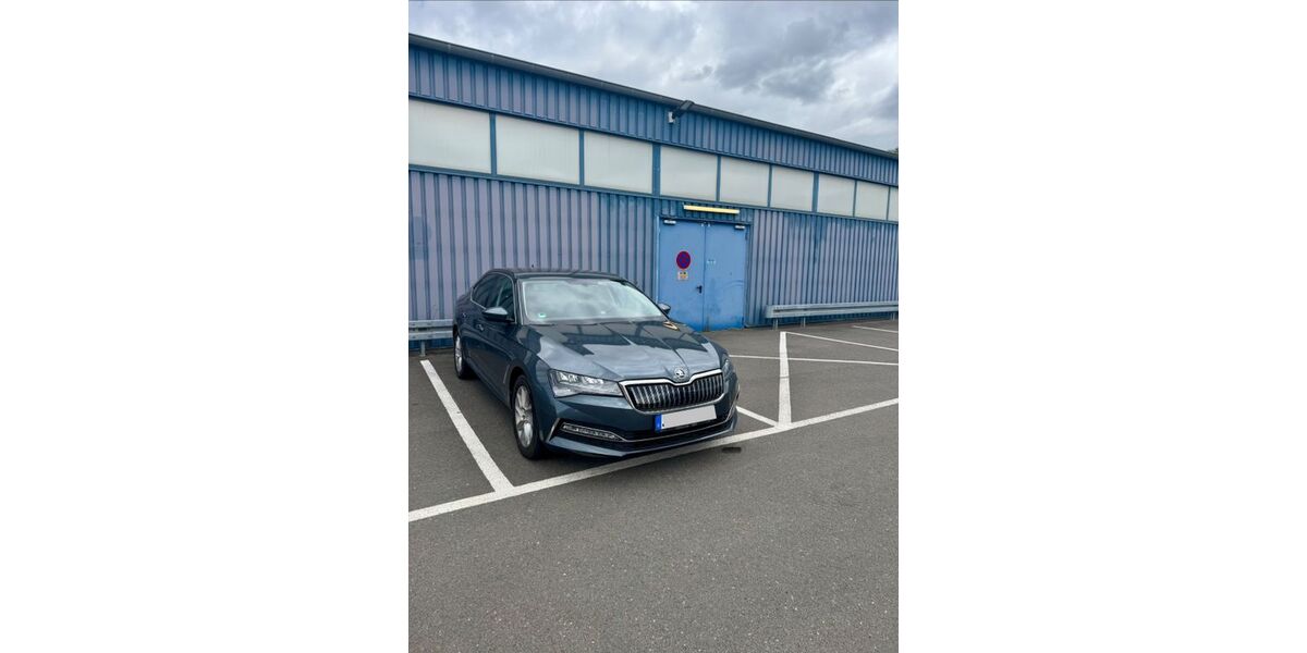 Skoda Superb 39.000 km 22.999 &euro; Frankweiler 76833