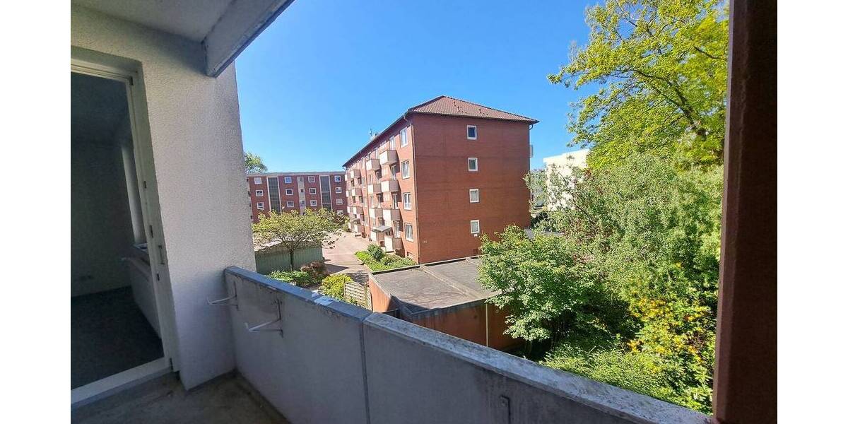 Etagenwohnung Bremerhaven Lehe - 3 Zimmer, 61 m&sup2;, 430&euro; | Angebot:26853398