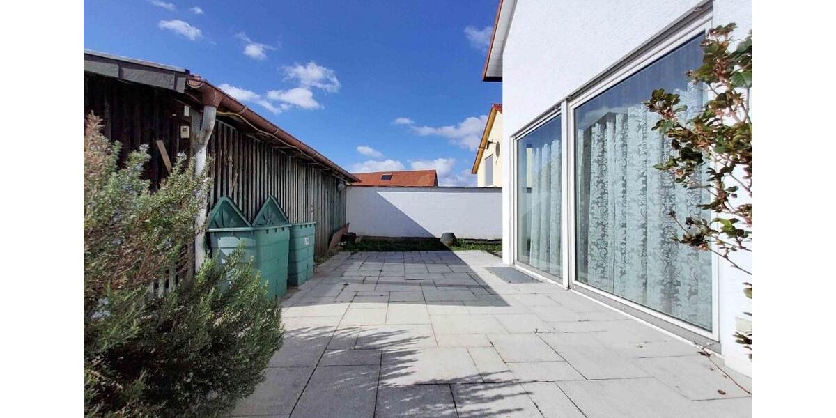 Einfamilienhaus Sersheim - 7 Zimmer, 185 m&sup2;, 1.900&euro; | Angebot:25267580