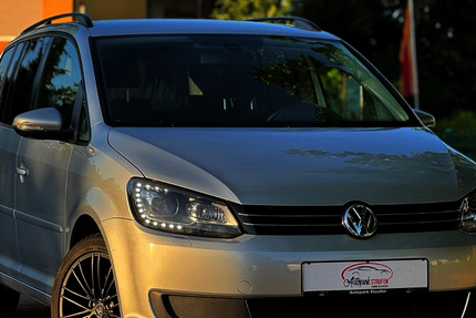 VW Touran 118.900 km 10.990 &euro; Staufen 79219