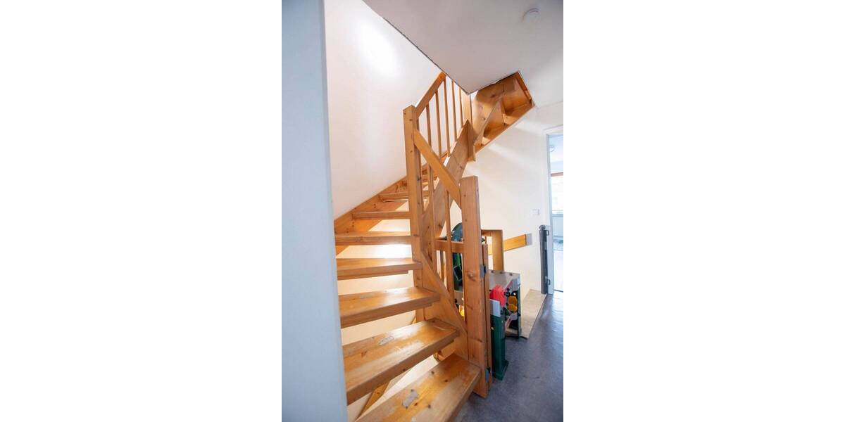 Reihenmittelhaus Amberg - 6 Zimmer, 116 m&sup2;, 369.000&euro; | Angebot:25985338