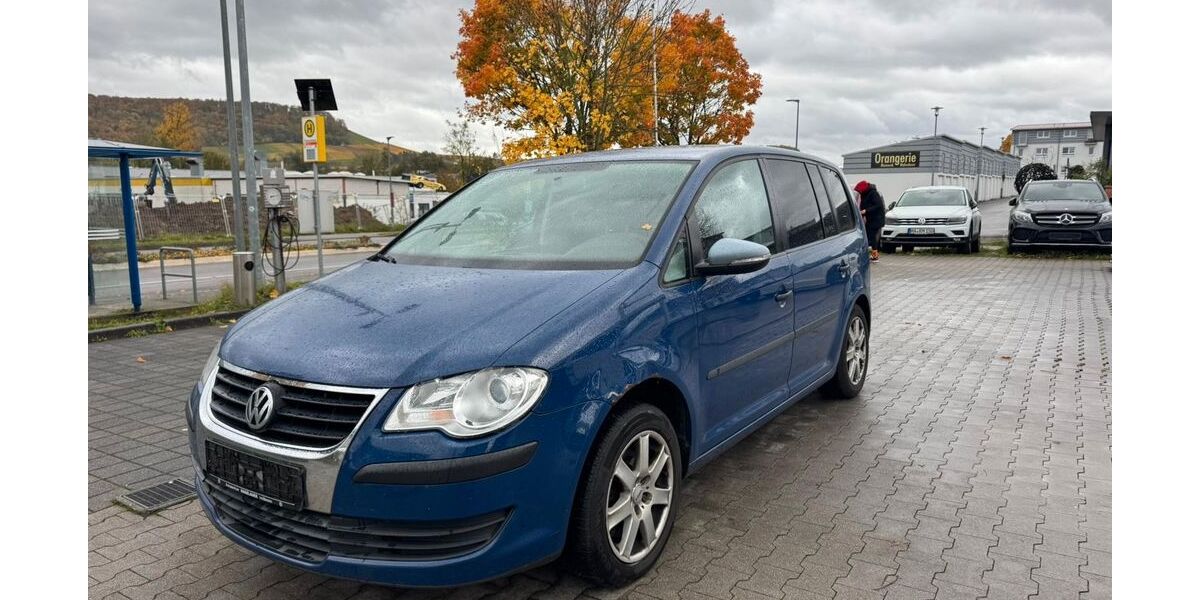 VW Touran 225.000 km 1.490 € Großbottwar 71723