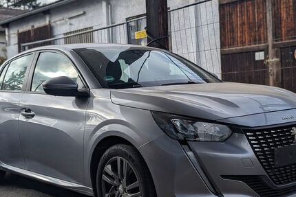 Peugeot 208 70.786 km 10.900 &euro; Mainz 55128