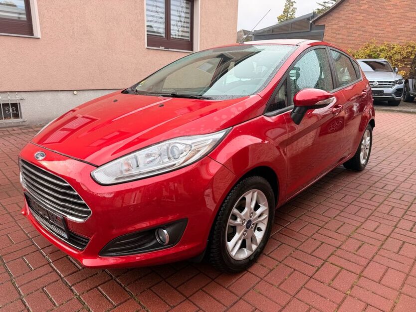 Ford Fiesta 103.000 km 8.950 € Berlin 12355