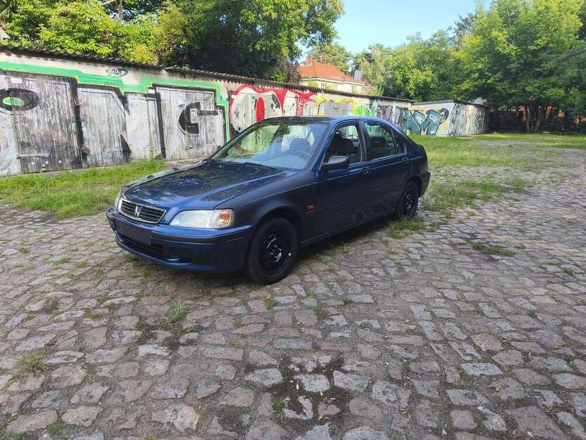 Honda Civic 117.653 km 1.100 € Berlin 10365