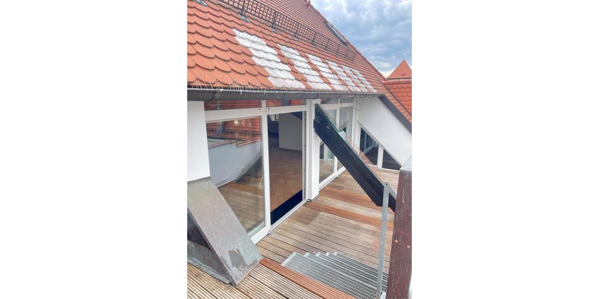 Etagenwohnung Regensburg Kumpfmühl - 4.5 Zimmer, 264 m&sup2;, 3.500&euro; | Angebot:26589423
