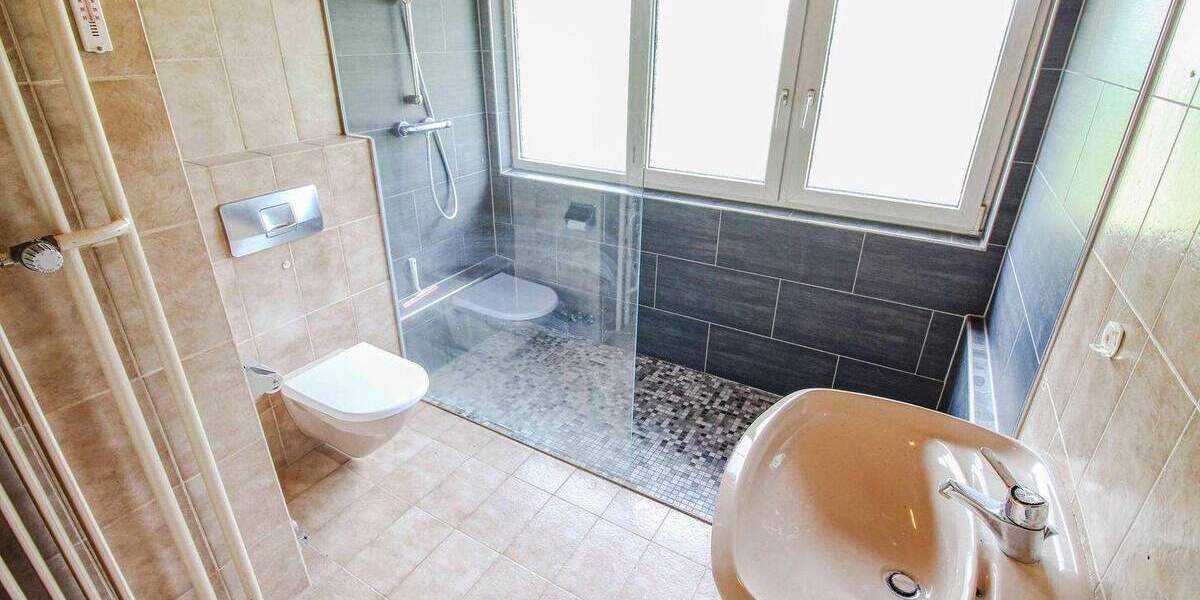 Sofort wohlfühlen: Lichtdurchflutetes 6-Zi.-Architektenhaus in idyllischer Lage in Sankt Georgen 6 zimmer