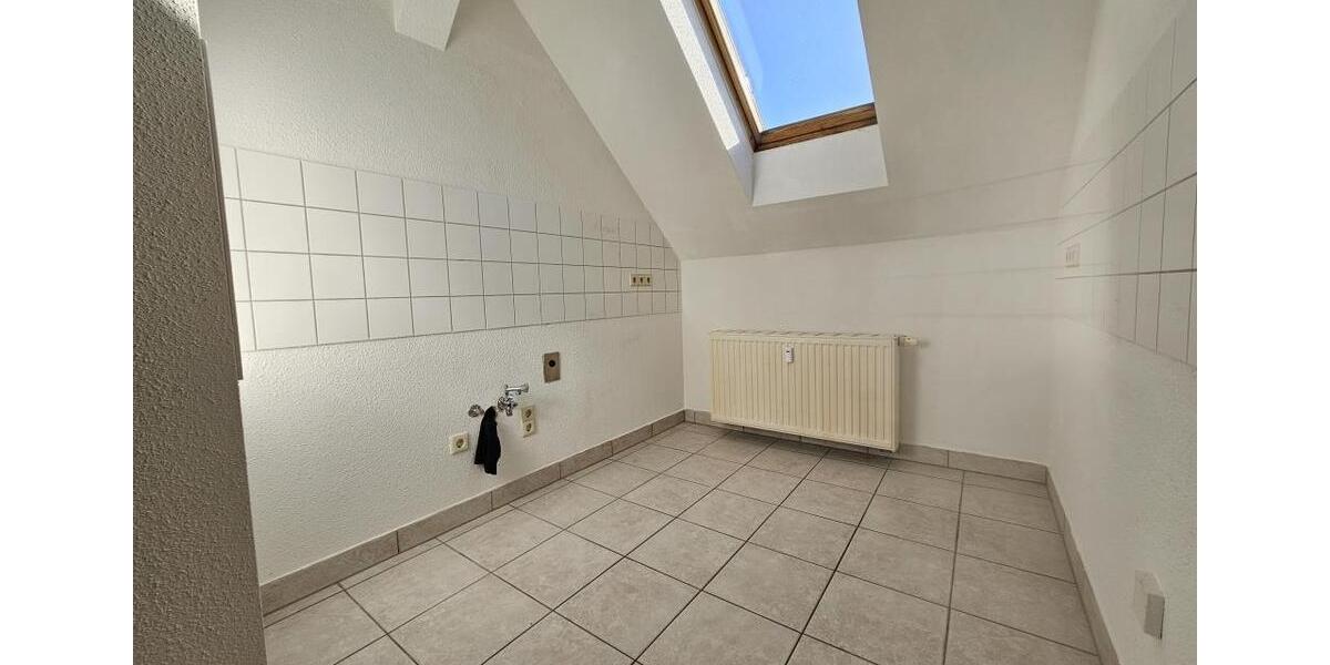 Dachgeschoßwohnung Hainichen - 2 Zimmer, 42 m&sup2;, 229&euro; | Angebot:25084334