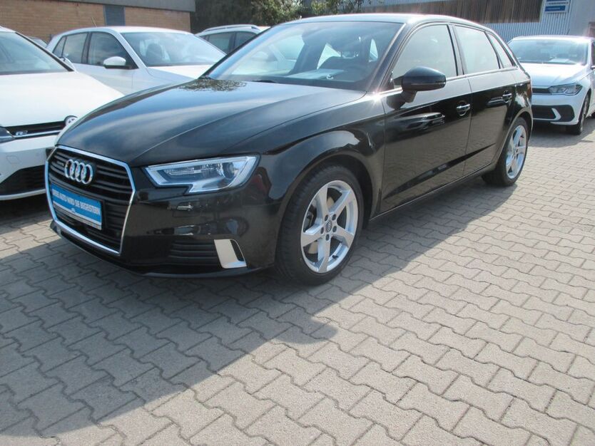 Audi A3 54.000 km 23.590 € Dombühl 91601