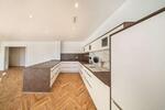 Etagenwohnung Bad Pyrmont - 5 Zimmer, 193 m&sup2;, 2.700&euro; | Angebot:24477824