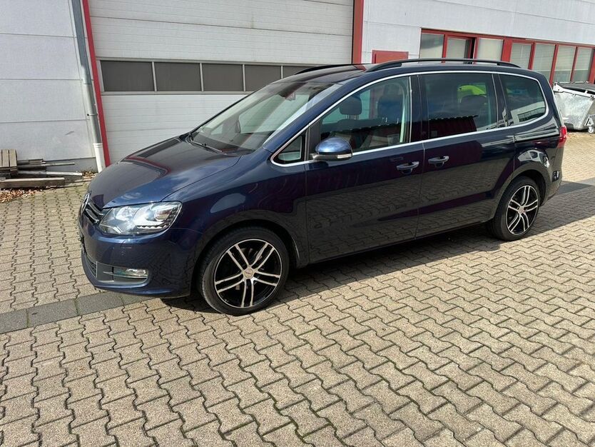 VW Sharan 243.000 km 10.500 € Bottrop 46238