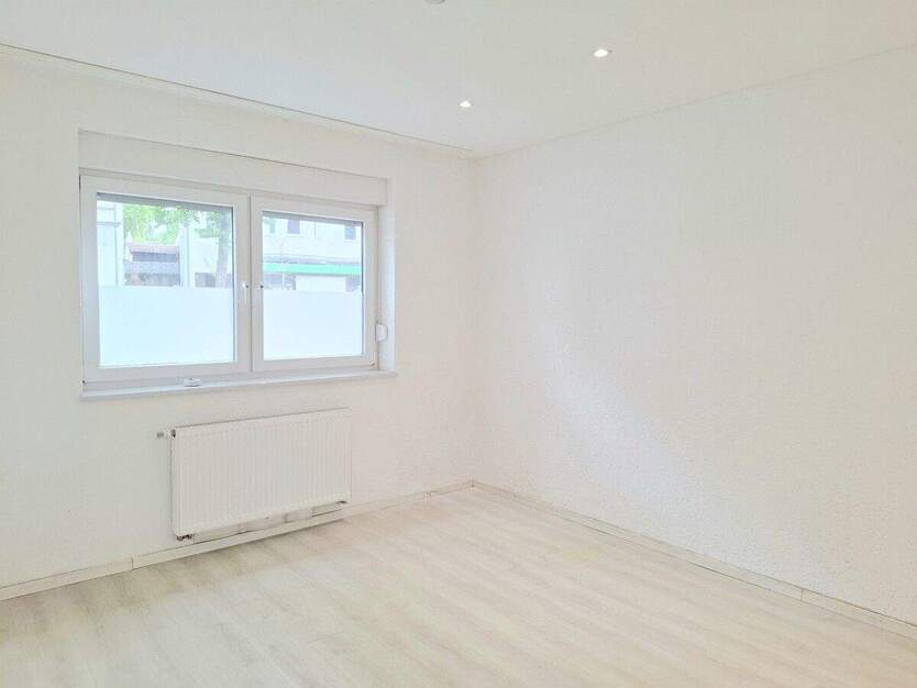 Recklinghausen-Ost! Seniorenfreundliche Erdgeschosswohnung mit eigener Terrasse und modernem Bad! 2 zimmer