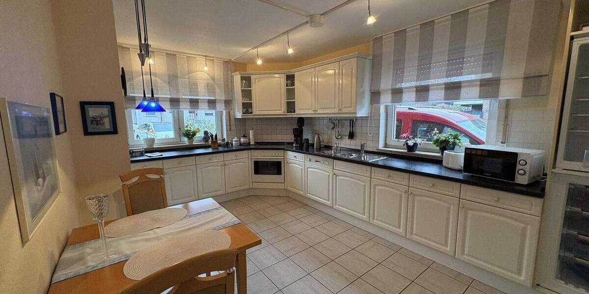 Etagenwohnung Moers Schwafheim - 3 Zimmer, 92 m&sup2;, 320.000&euro; | Angebot:25668377