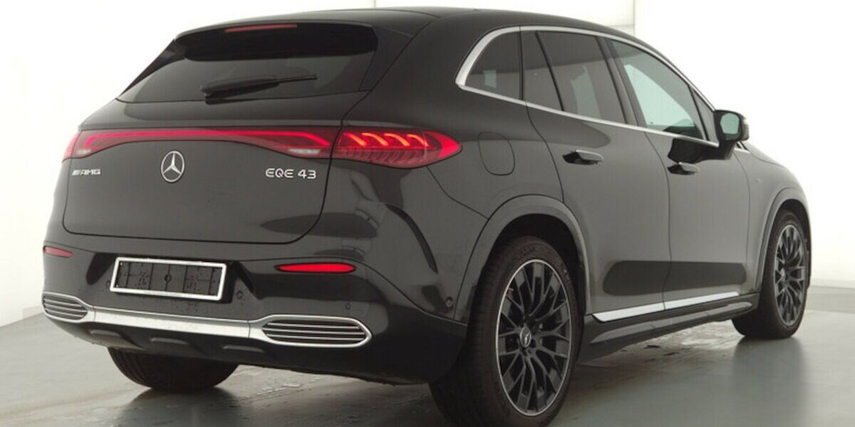 Mercedes-Benz EQE SUV 43 AMG 4M AIRMATIC-HINTERACHSLENKUNG-21´ 17.468 km 73.876 &euro; Groß-Umstadt 64823