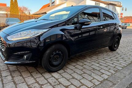 Ford Fiesta 182.000 km 3.999 &euro; Katlenburg-Lindau 37191