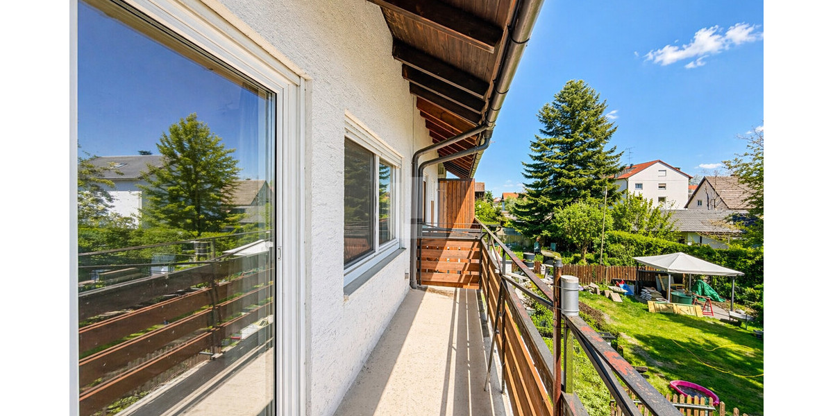 WINDISCH – Renovierungsbedürftiges RMH in Ortsrandlage von Olching – viel Potenzial für Familien! - Reihenmittelhaus Olching | Angebot:26534334