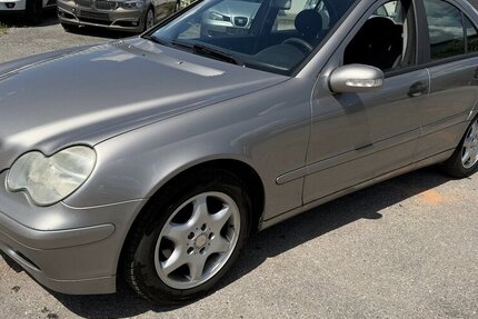 Mercedes-Benz C 220 CDI Automatik SHZ Tempomat 295.700 km 2.650 &euro; Altdorf 84032