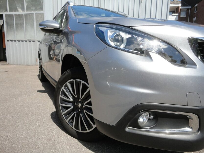 Peugeot 2008 Active 1,2 Klima SHZ PDC Allwetter 60.000 km 8.990 € Neuss 41462