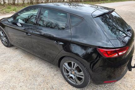 Seat Leon 124.640 km 11.500 &euro; Achstetten 88480