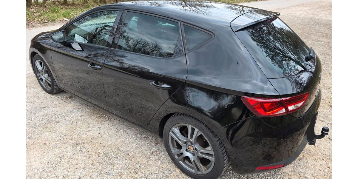 Seat Leon 124.640 km 11.500 &euro; Achstetten 88480