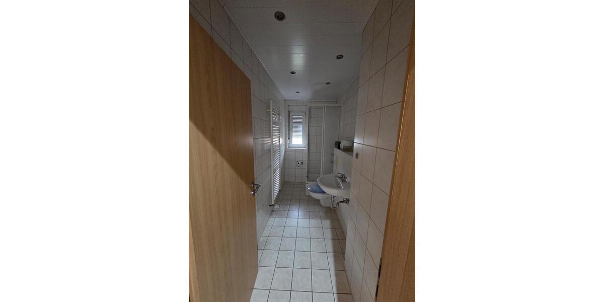 3 Raum Wohnung, 72 Quadratmeter, 520 € KM 3 zimmer