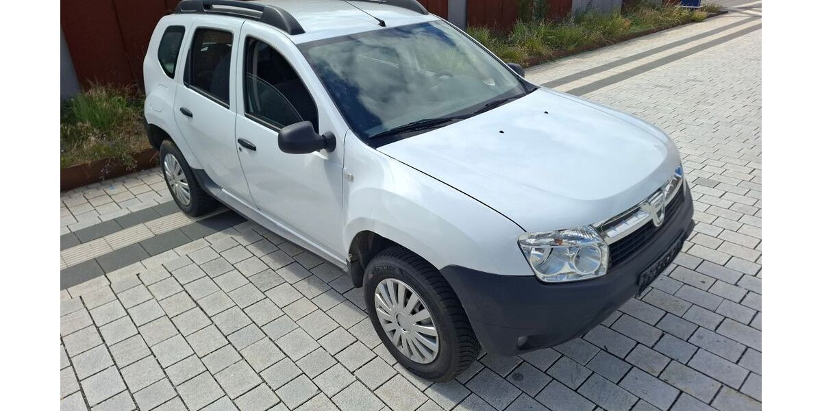 Dacia Duster 85.000 km 4.199 &euro; zella-mehlis 98544