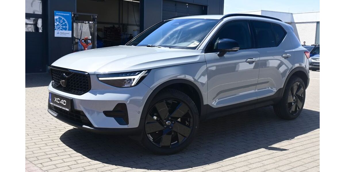 Volvo XC40 15.220 km 38.900 &euro; Jüterbog 14913