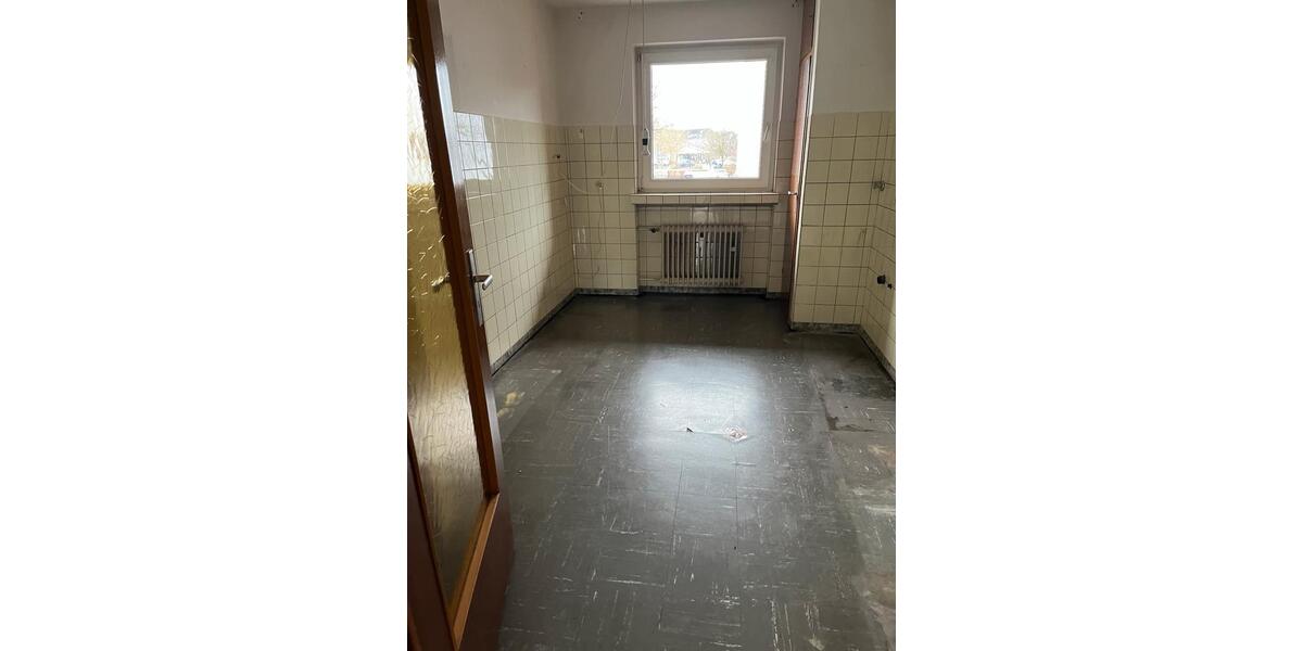 Etagenwohnung Neuss Erfttal - 3 Zimmer, 80 m&sup2;, 1.200&euro; | Angebot:24851452