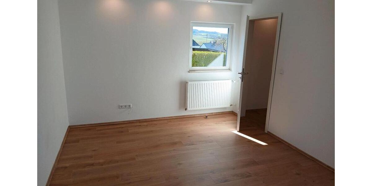 Etagenwohnung Bernkastel-Kues Kues - 2 Zimmer, 90 m&sup2;, 880&euro; | Angebot:26408073