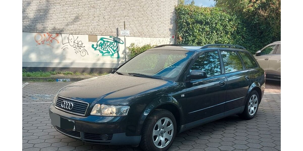 Audi A4 223.454 km 2.470 &euro; Hamburg 22111