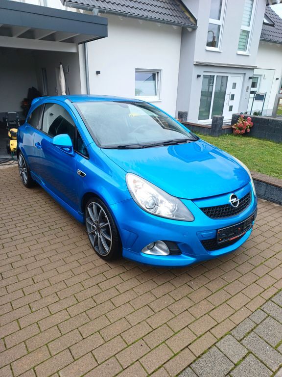 Opel Corsa 234.000 km 4.700 € Ellenhausen 56242