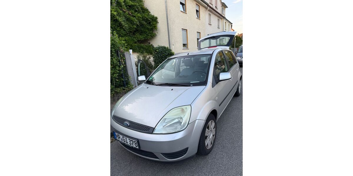 Ford Fiesta 129.000 km 2.450 &euro; Heppenheim 64646