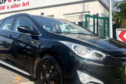 Hyundai i40 118.000 km 7.450 &euro; Mannheim 68199