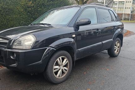 Hyundai TUCSON 201.472 km 2.500 &euro; Wiesbaden 65201