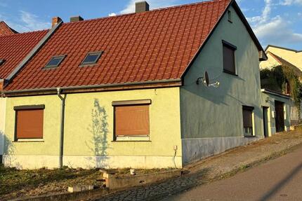 Wohnhaus, Doppelhaushälfte 6 zimmer