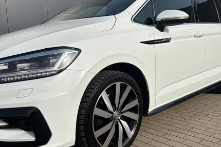 VW Touran 147.200 km 17.299 &euro; Detmold 32758