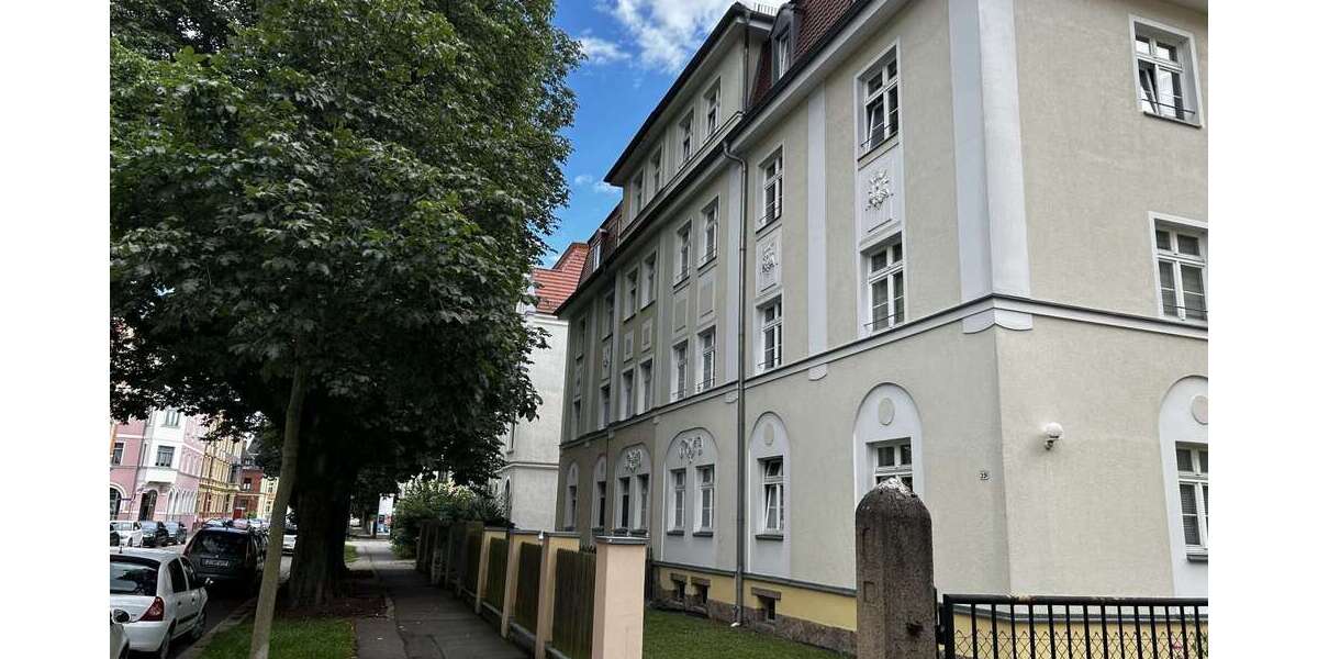 Wohnung zum Kaufen in Zwickau 120.000 € 104.04 m² 4 zimmer