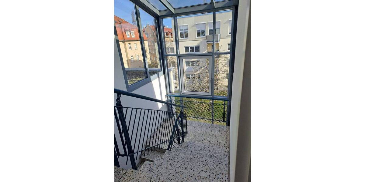 Etagenwohnung Dresden Pieschen-Nord/Trachenberge - 2 Zimmer, 50 m&sup2;, 150.000&euro; | Angebot:26293106