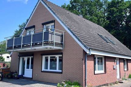Gepflegtes und vermietetes Einfamilienhaus mit EinliegerWohnung in ruhiger Wohnlage von 23611 Sereetz
