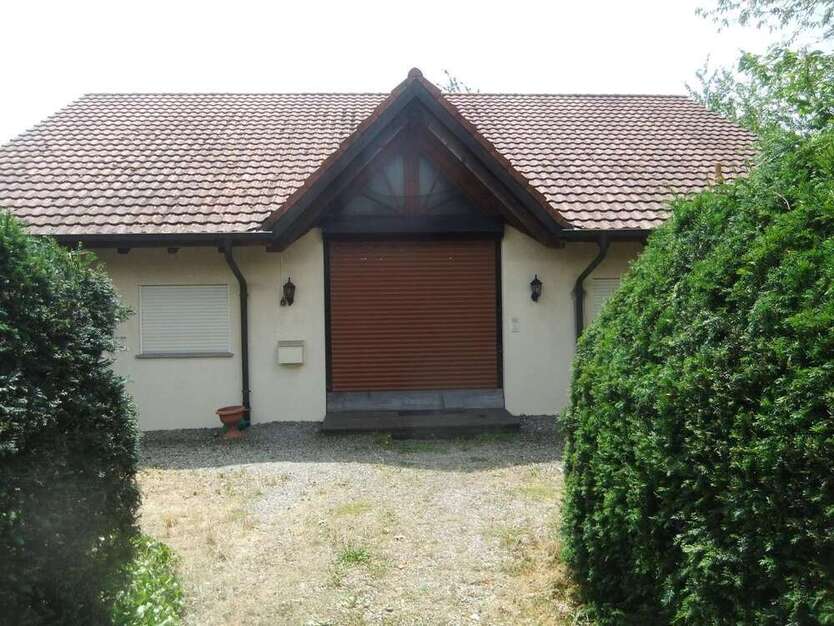 Haus zum Kaufen in Singen 1.300.000 € 232 m²