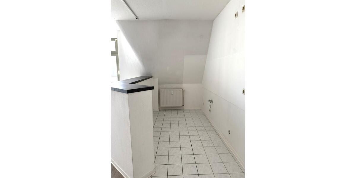Dachgeschoßwohnung Magdeburg Nordwest - 2 Zimmer, 55 m&sup2;, 400&euro; | Angebot:25415665