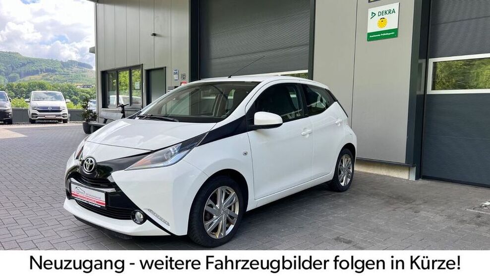 Aygo (X)