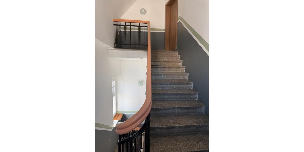 Dachgeschoßwohnung Cottbus - 3 Zimmer, 70 m&sup2;, 700&euro; | Angebot:26195690