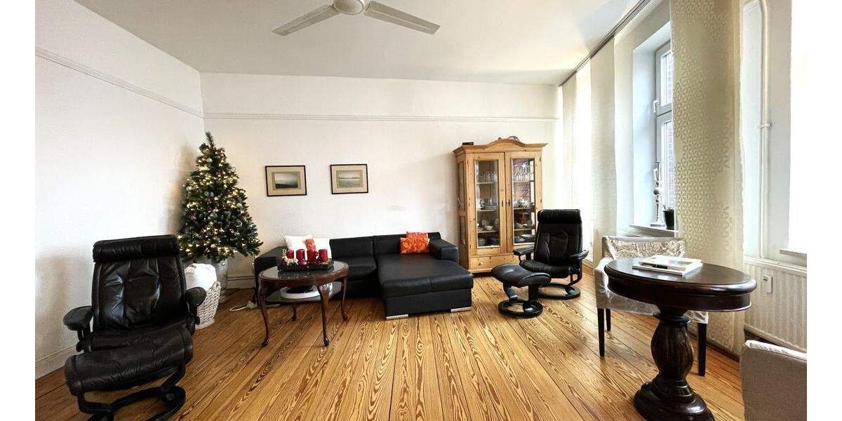 Gewerbeobjekt Wesselburen - 5 Zimmer, 365.000&euro; | Angebot:25697378